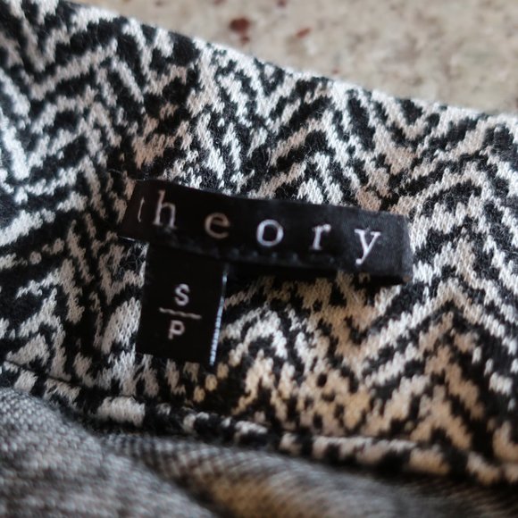 THEORY BLACK WHITE PATTERN DESIGN SKIRT SZ S * - Picture 5 of 5